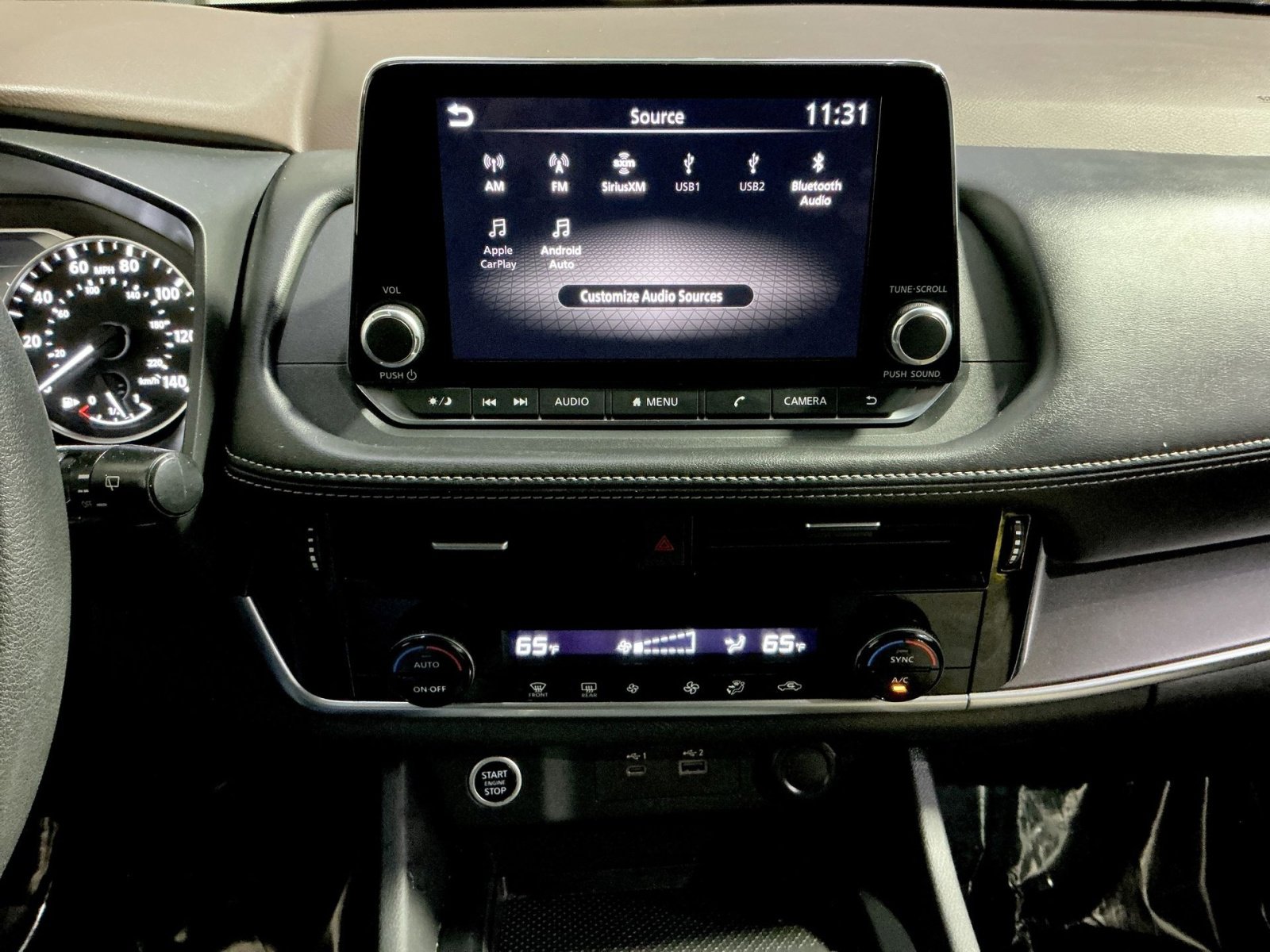 Used 2022 Nissan Rogue SV image 26