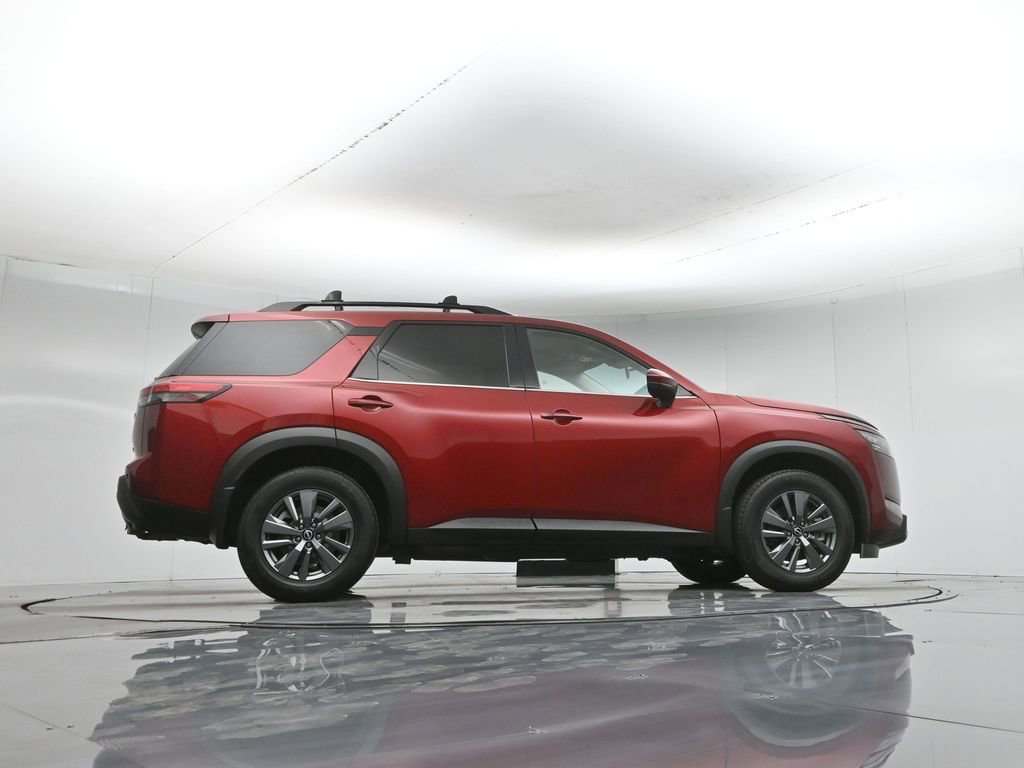 Used 2023 Nissan Pathfinder SV w/ SV Premium Package image 55