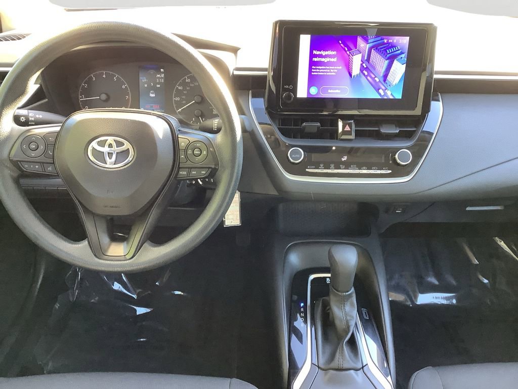 Used 2024 Toyota Corolla LE image 16