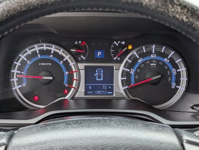 Used 2015 Toyota 4Runner Trail Premium AWD/4WD image 22