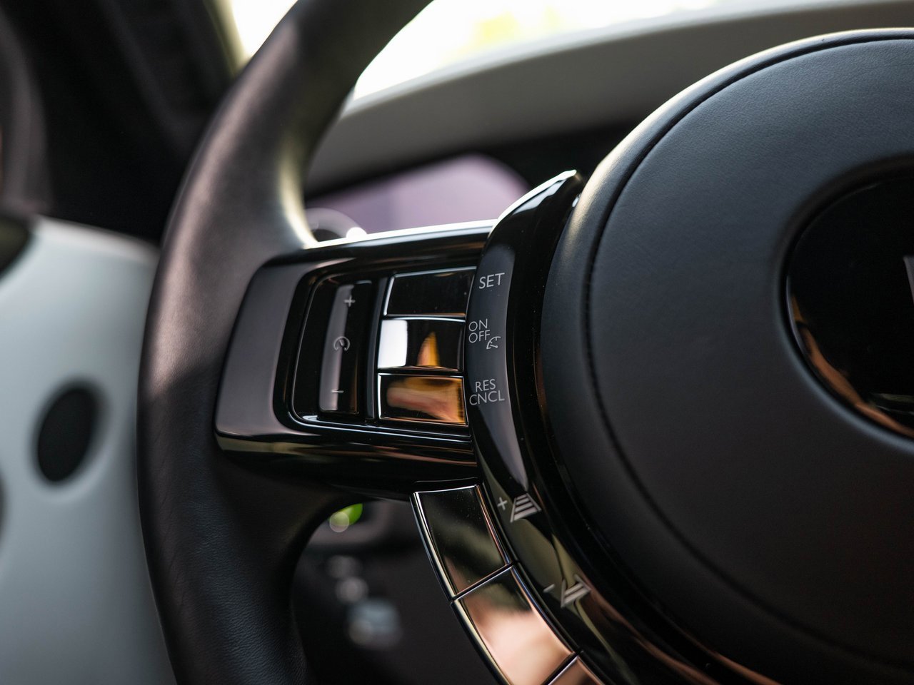 Used 2022 Rolls-Royce Ghost image 20