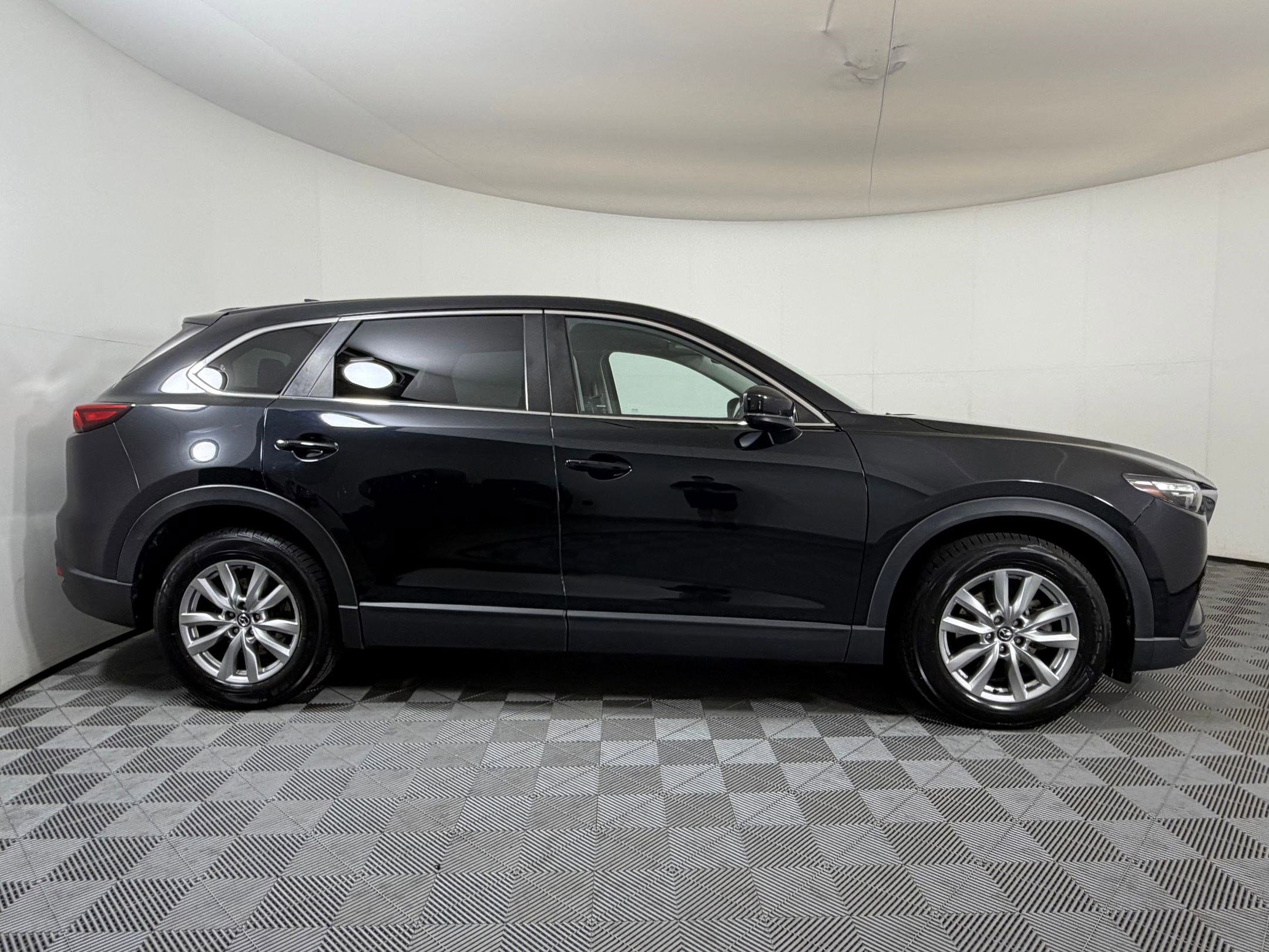 Used 2017 MAZDA CX-9 Sport FWD image 8