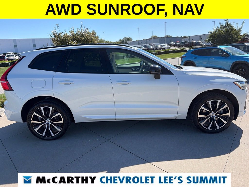 Used 2024 Volvo XC60 B5 Plus AWD/4WD image 24