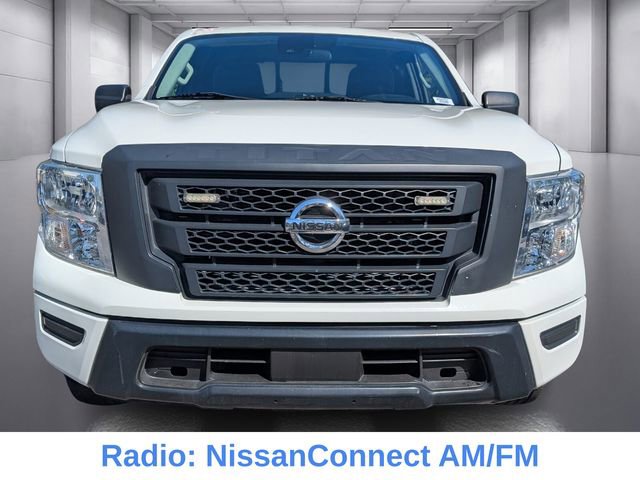 Used 2022 Nissan Titan S image 2