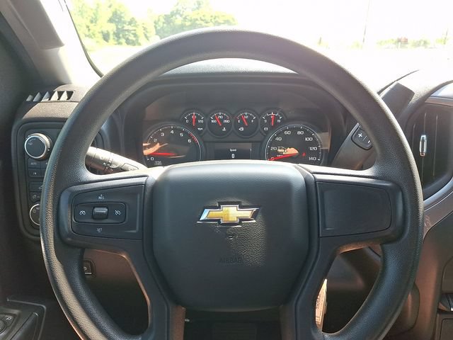 Used 2020 Chevrolet Silverado 1500 Custom w/ Custom Value Package AWD/4WD image 18