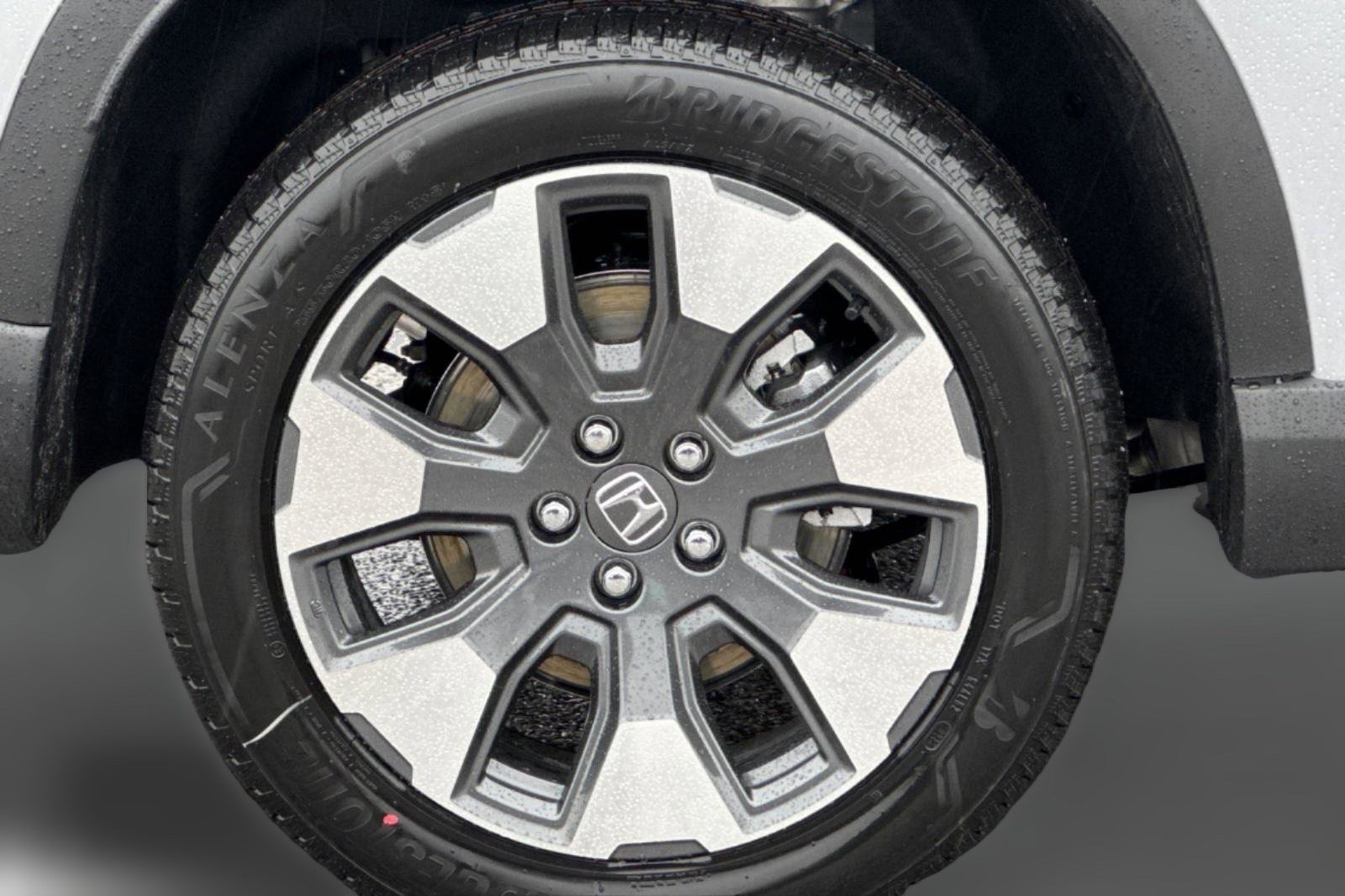 New 2026 Honda Pilot Touring image 11
