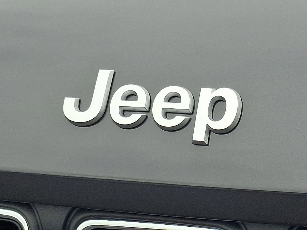 New 2025 Jeep Grand Cherokee Laredo X image 22