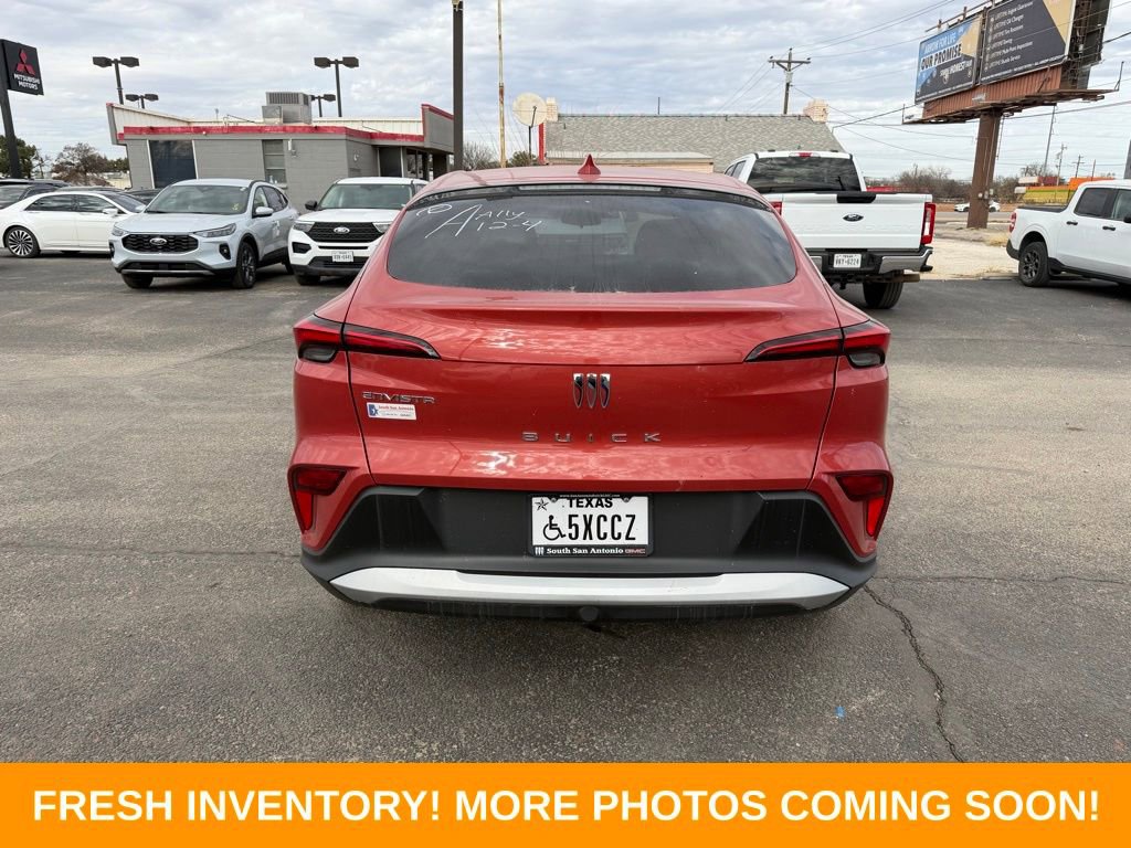 Used 2024 Buick Envista Preferred w/ Convenience II Package image 5