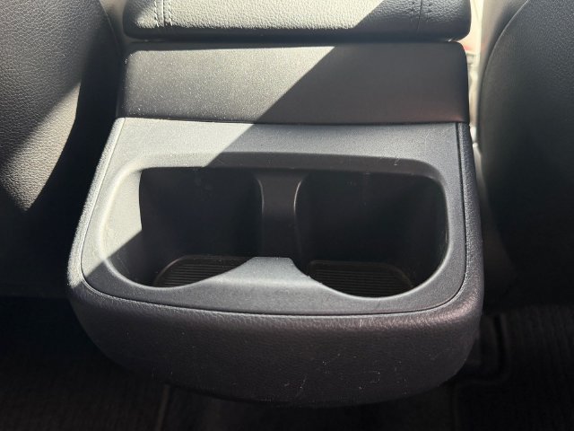 Used 2018 Hyundai Santa Fe Limited FWD image 16
