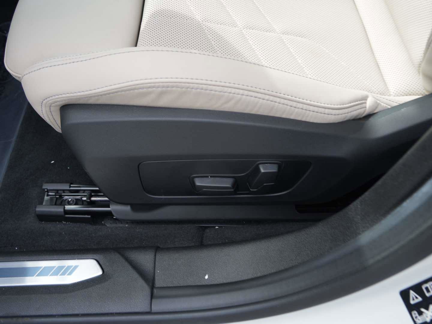 New 2026 BMW 228i xDrive 228 xDrive AWD w/ Technology Package image 29