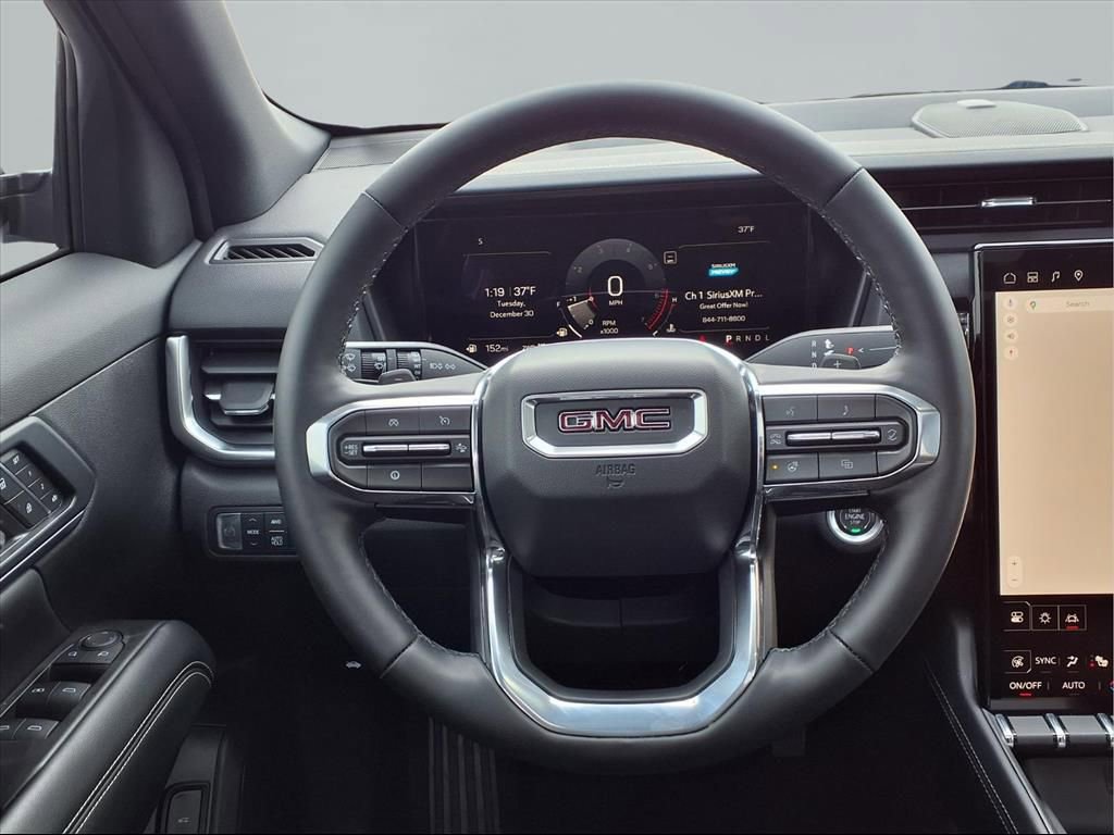 Used 2025 GMC Terrain Elevation w/ Elevation Premium Package image 18