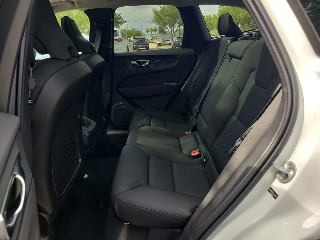 New 2026 Volvo XC60 B5 Plus w/ Protection Package AWD/4WD image 5