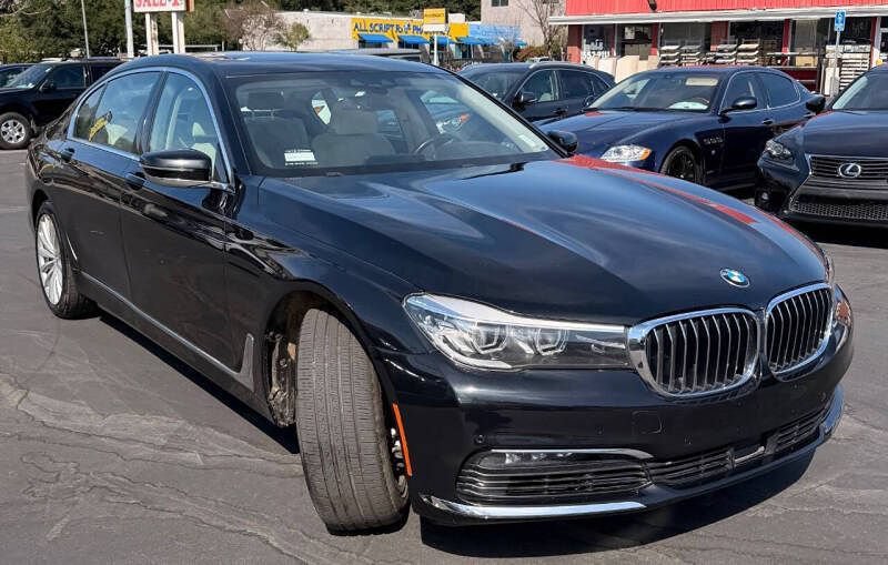 Used 2018 BMW 740e xDrive AWD/4WD image 5