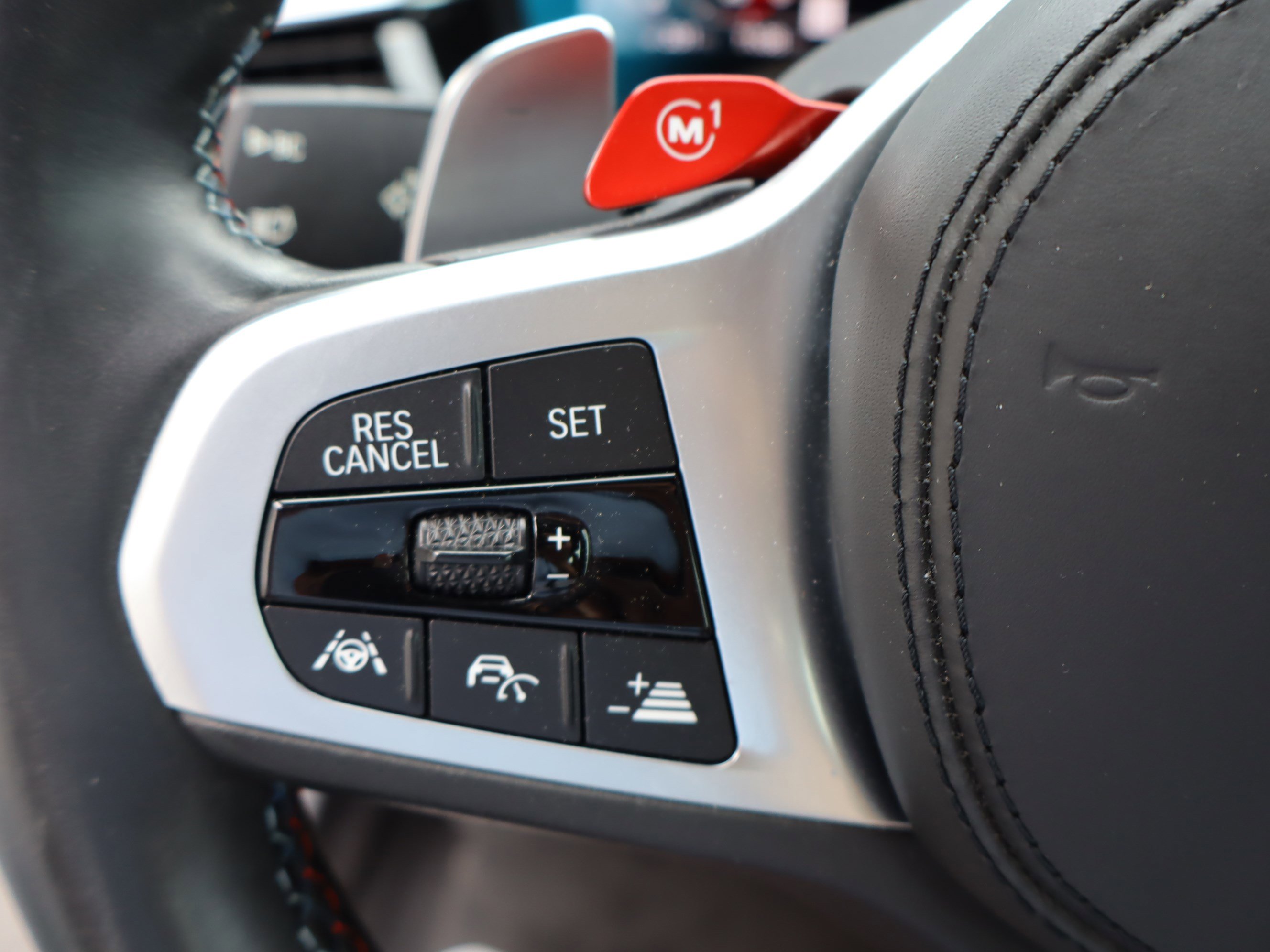 Used 2020 BMW M5 w/ Executive Package image 22