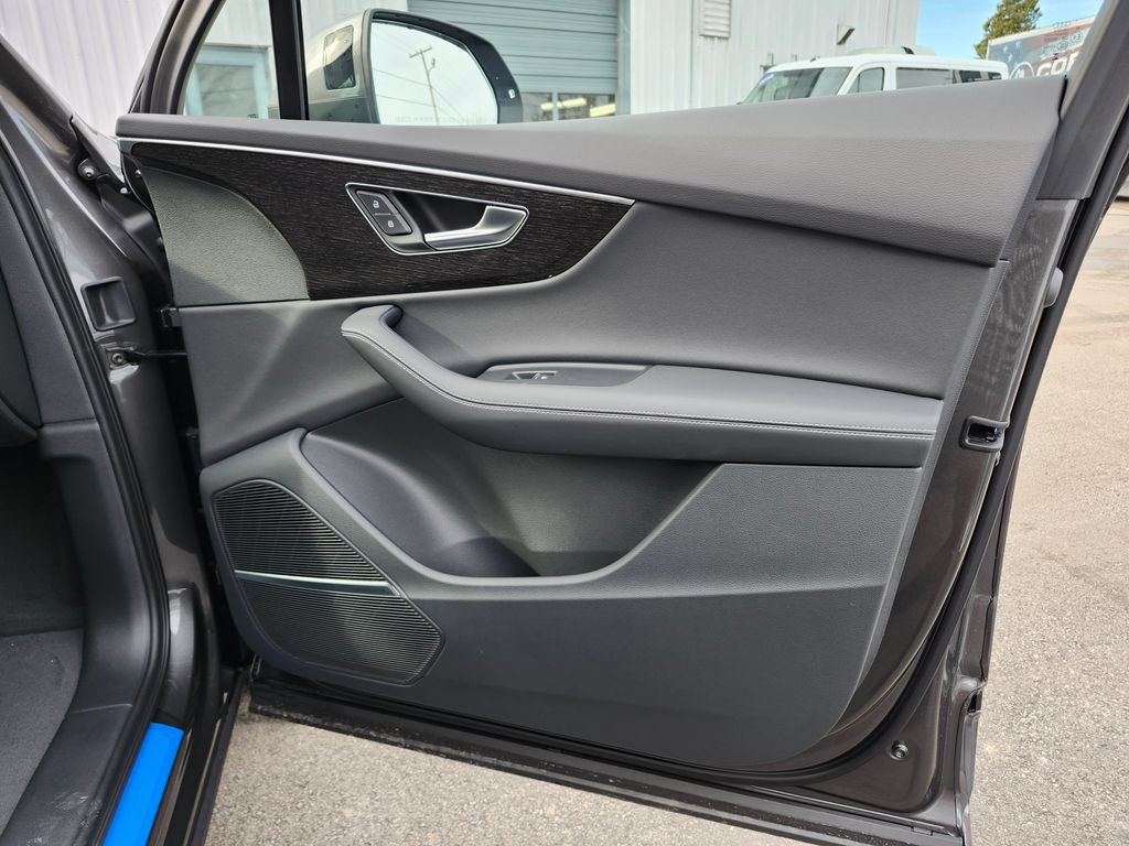 New 2026 Audi Q7 3.0T Premium Plus AWD/4WD image 19