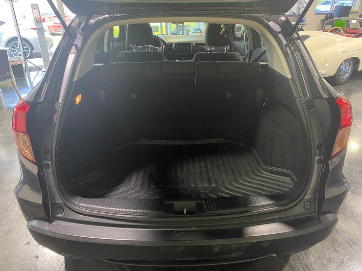 Used 2016 Honda HR-V LX image 15