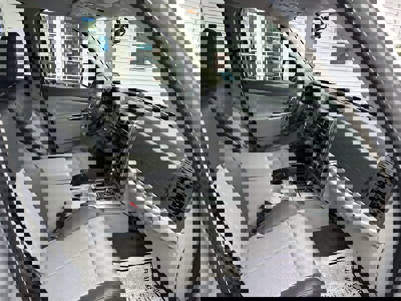 Used 2008 Jeep Liberty Limited w/ Premium Group II image 12