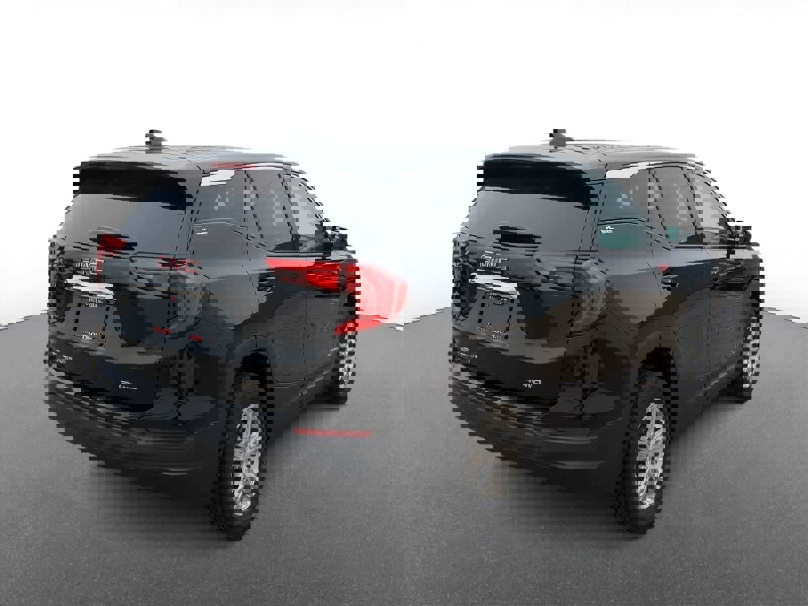 Used 2020 GMC Terrain SLE w/ LPO, Floor Liner Package image 8