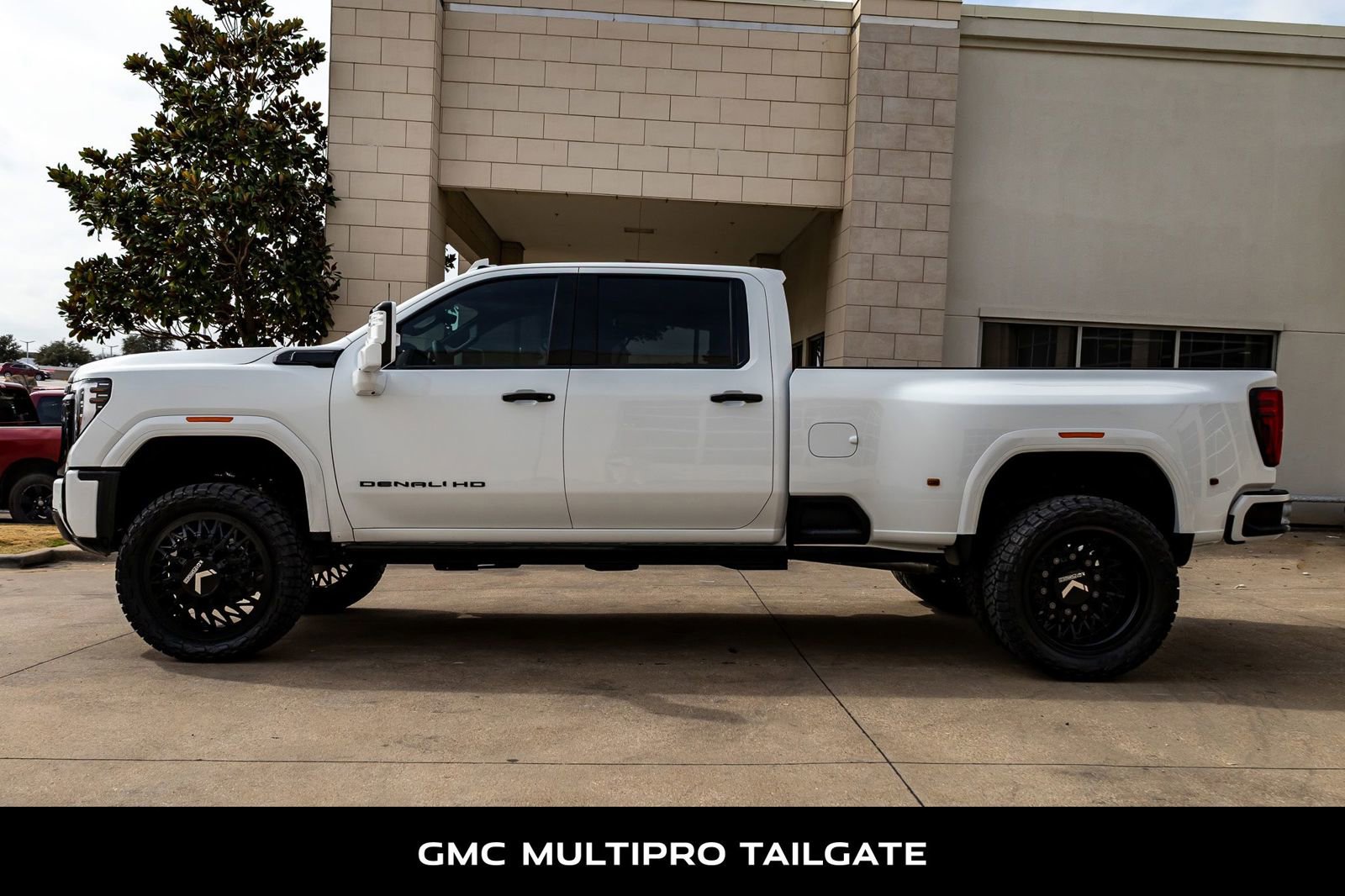 Used 2026 GMC Sierra 3500 Denali Ultimate image 6