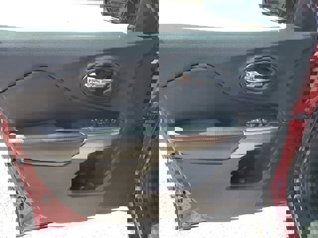 Certified 2019 Jeep Cherokee Latitude Plus image 21