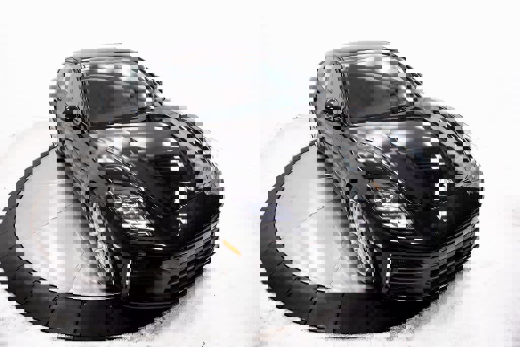 New 2025 Porsche Panamera 4 image 38