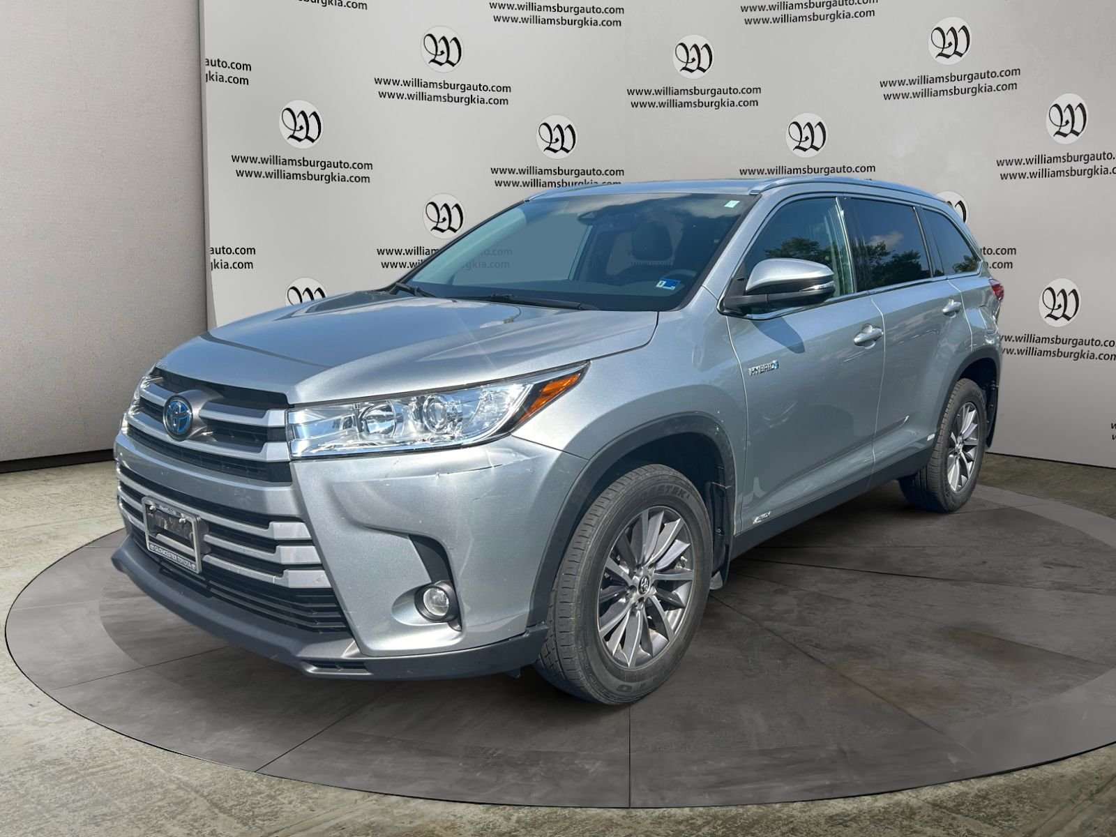 Used 2019 Toyota Highlander XLE
