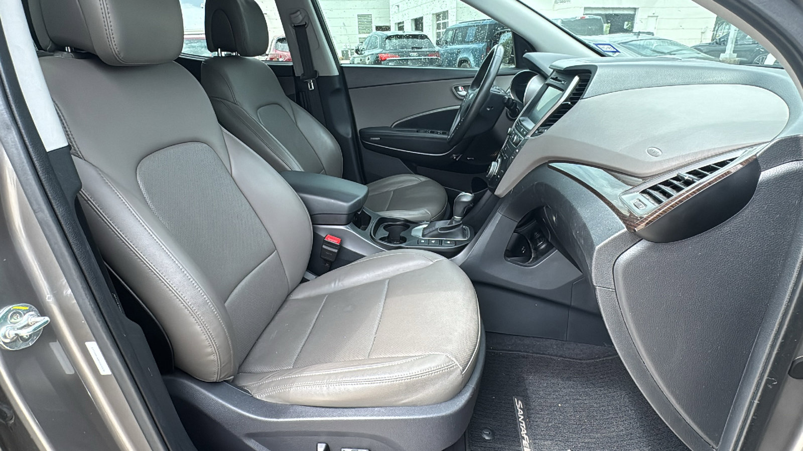 Used 2017 Hyundai Santa Fe Sport w/ 2.0T Ultimate Tech Package 05 FWD image 28