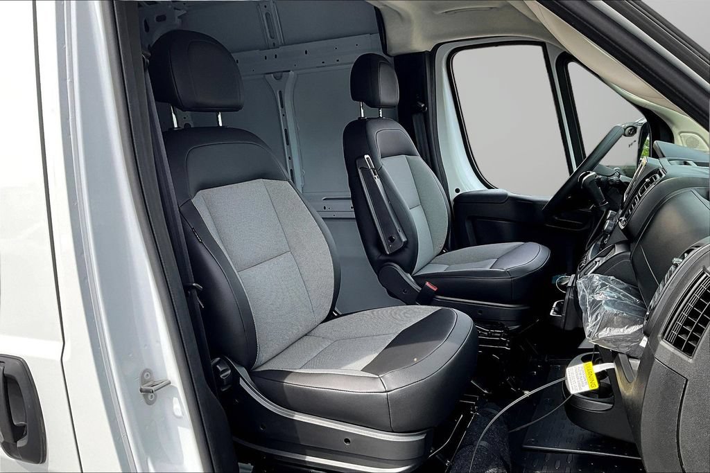 New 2026 RAM ProMaster 2500 w/ Convenience Group FWD image 10