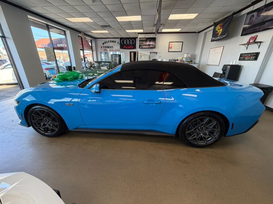 Used 2024 Ford Mustang GT Premium w/ GT Performance Package RWD image 30