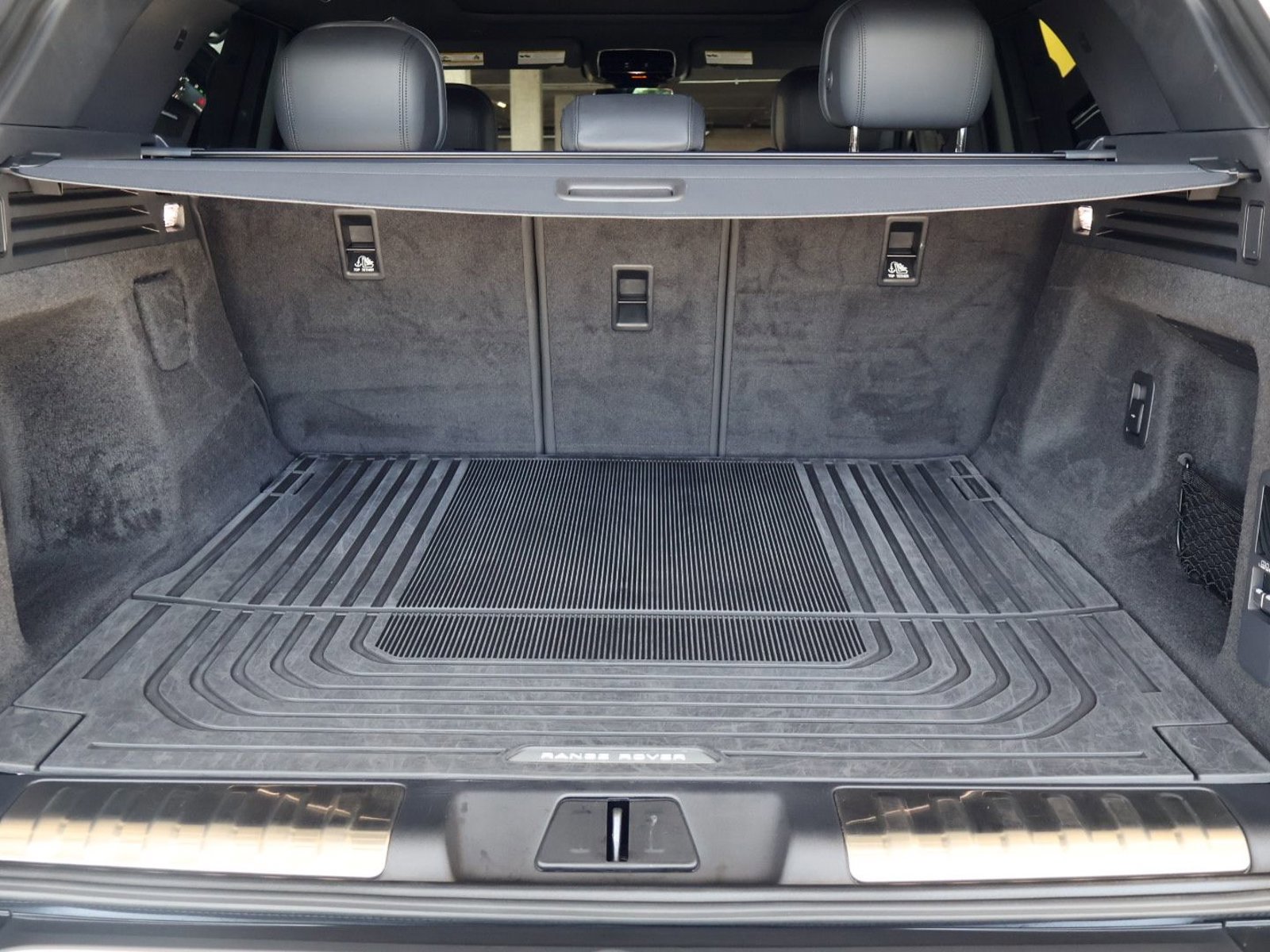 Used 2025 Land Rover Range Rover Sport Dynamic SE AWD/4WD image 22