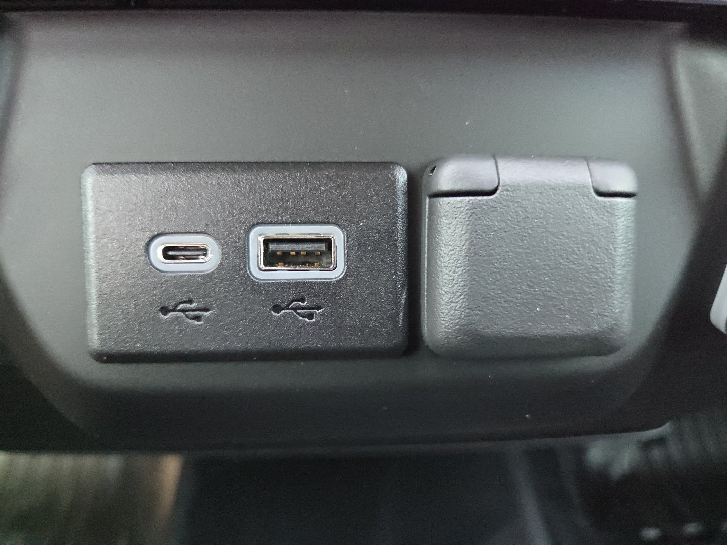 New 2026 GMC Sierra 3500 Pro w/ Convenience Package AWD/4WD image 12