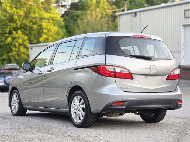 Used 2014 MAZDA MAZDA5 Sport FWD image 5