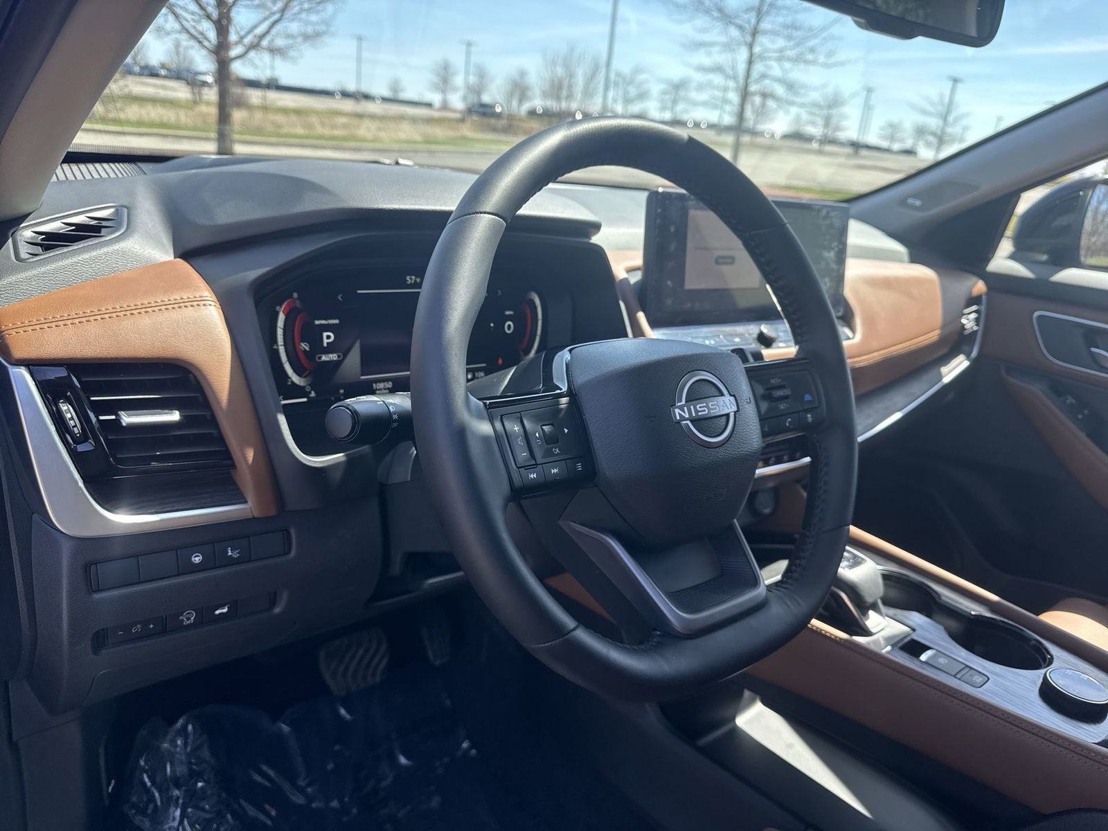 Used 2025 Nissan Rogue Platinum w/ Platinum Premium Package AWD/4WD image 22