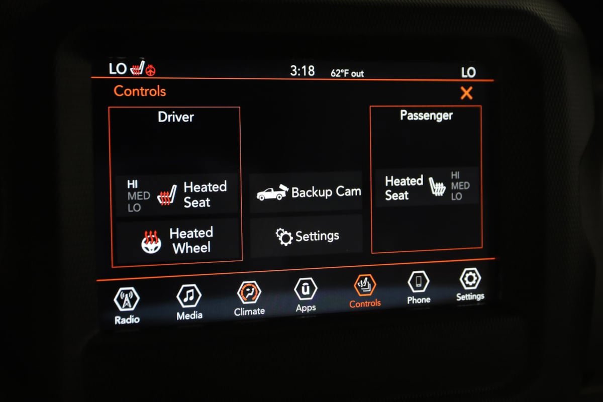 Used 2021 Jeep Gladiator Mojave w/ LED Lighting Group AWD/4WD image 31