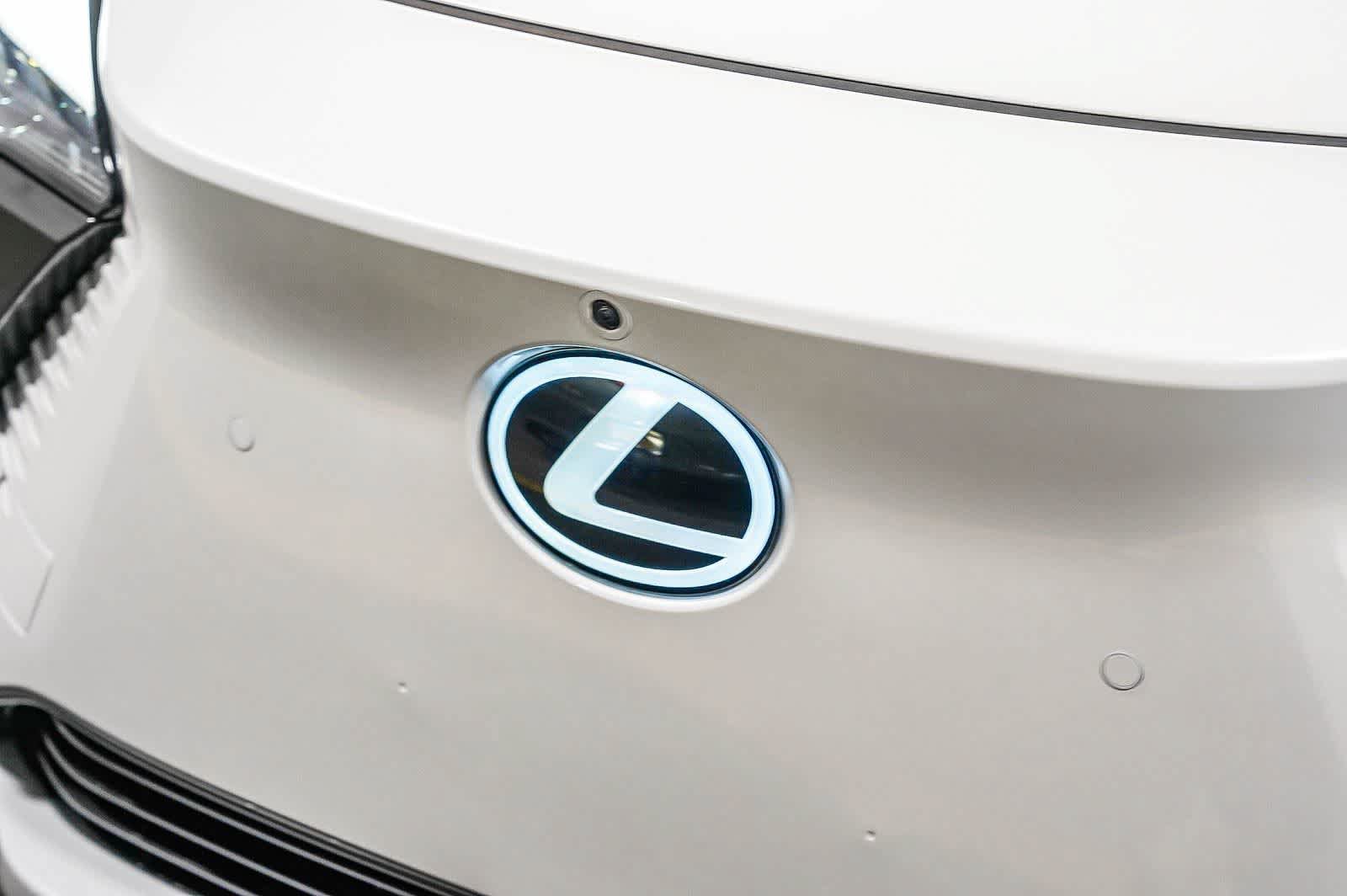 Used 2024 Lexus RZ 300e Premium FWD image 8