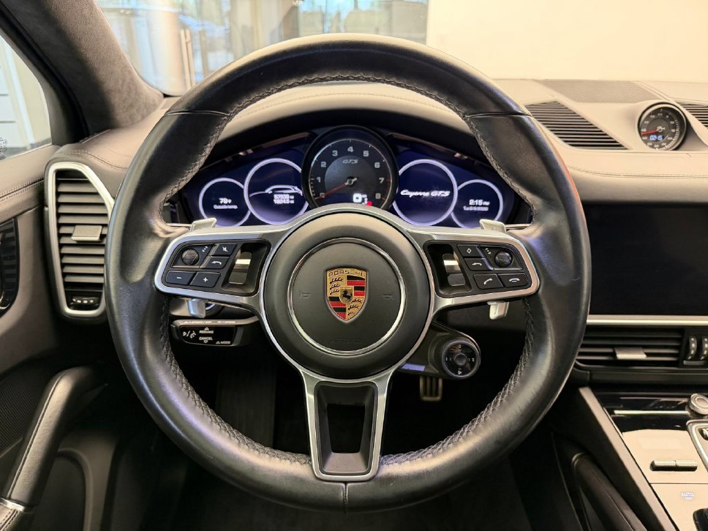 Used 2021 Porsche Cayenne GTS AWD/4WD image 13