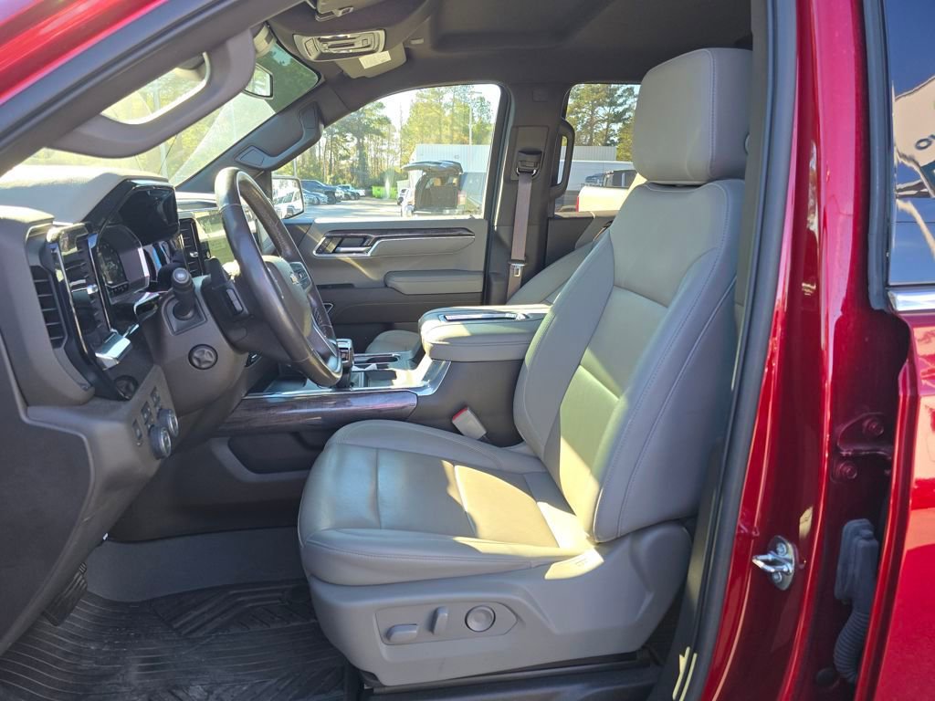 Used 2022 Chevrolet Silverado 1500 LTZ image 28