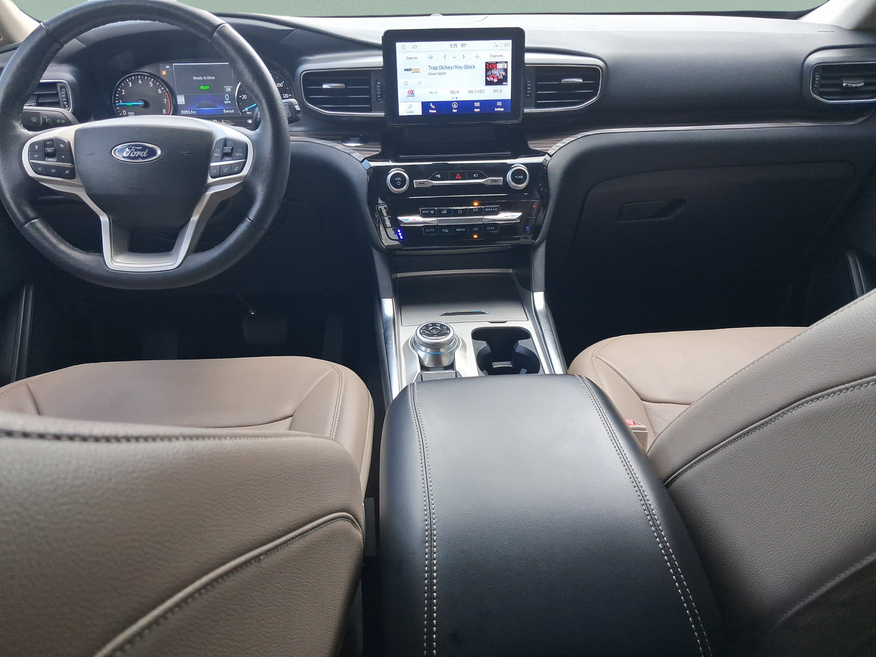 Used 2023 Ford Explorer Limited w/ Hybrid Equipment Group 310A AWD/4WD image 14