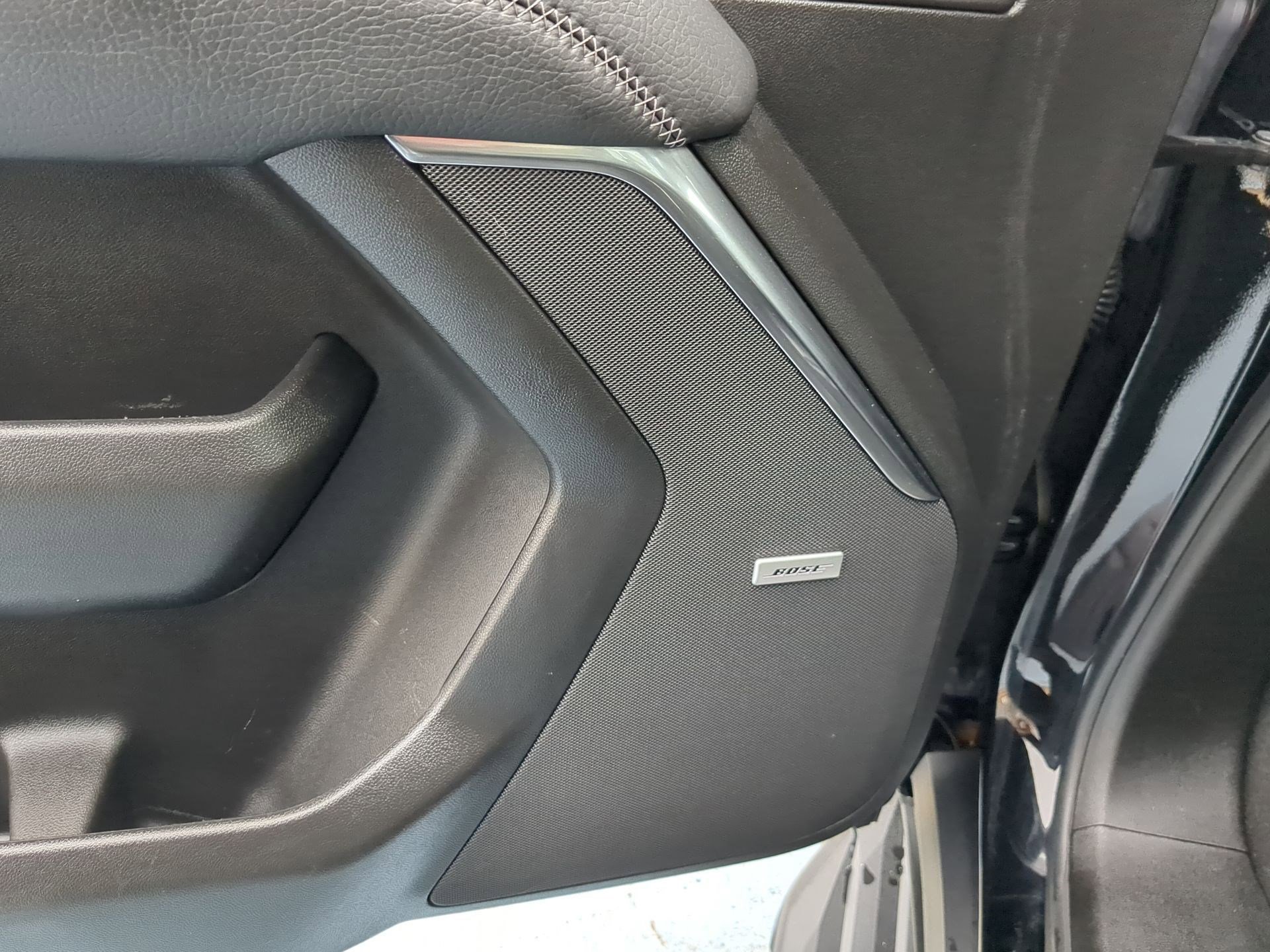 Used 2024 GMC Yukon Denali image 14