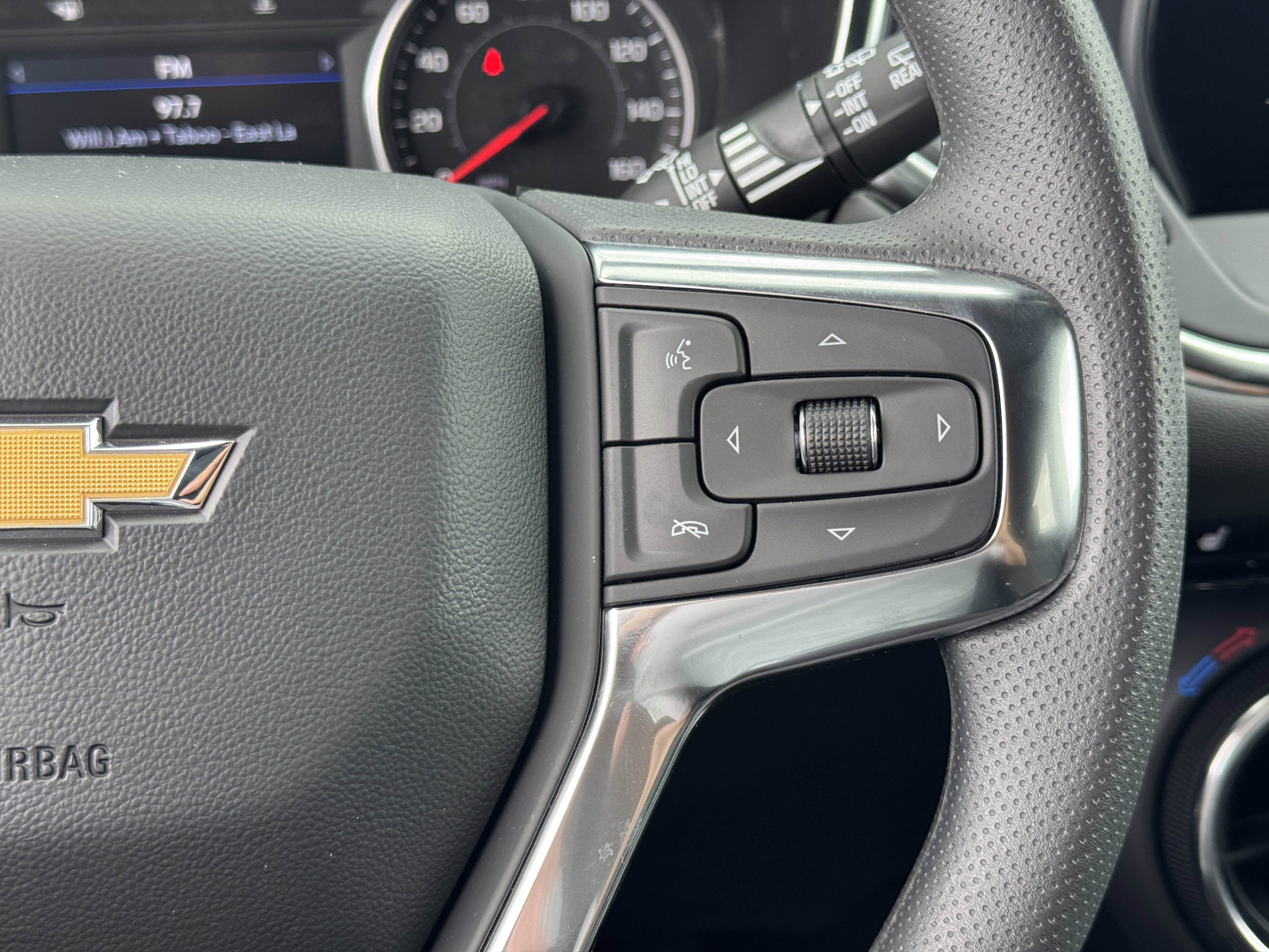 New 2025 Chevrolet Blazer LT w/ Midnight/Sport Edition image 26