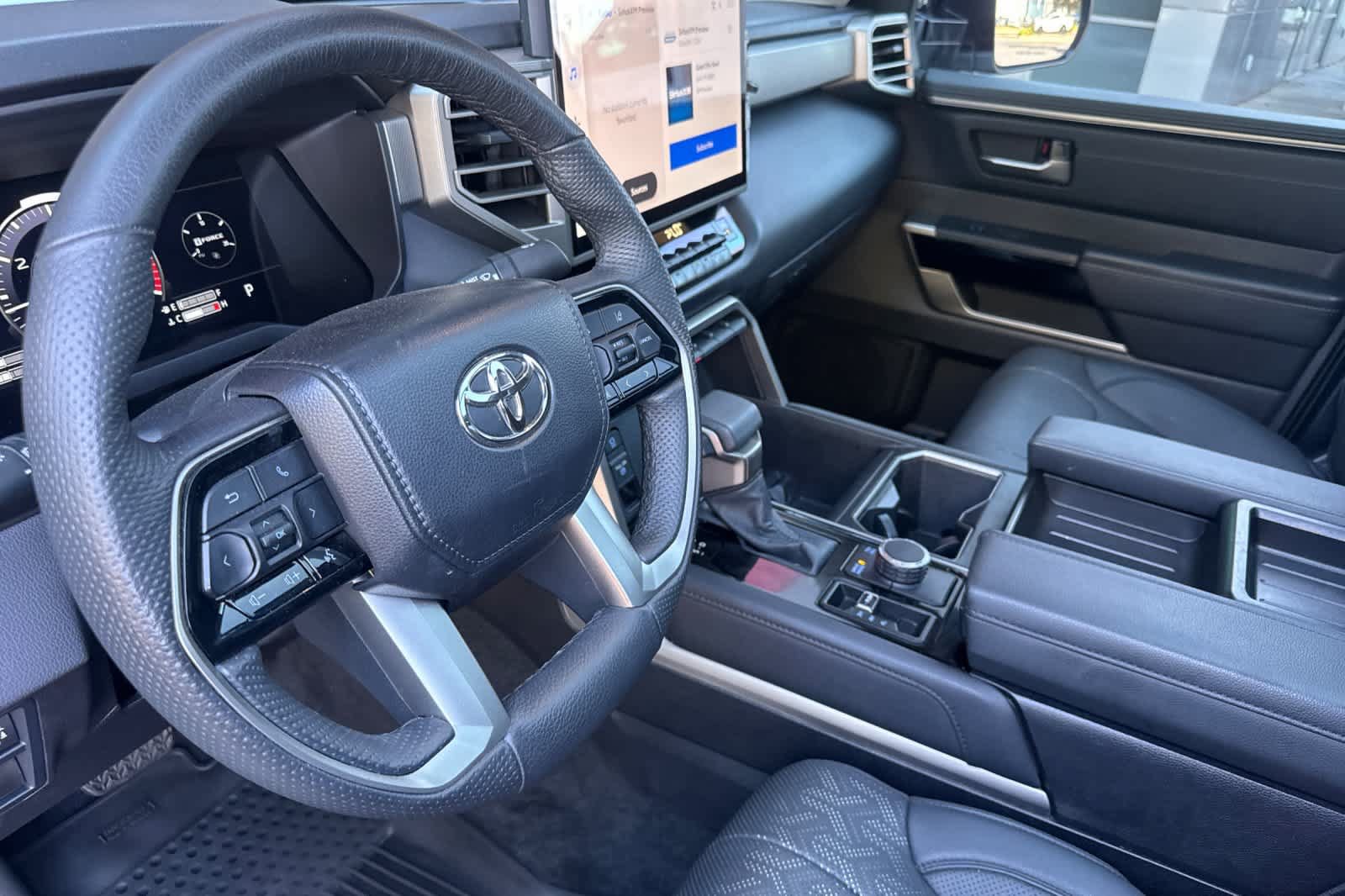 Used 2024 Toyota Tundra Limited AWD/4WD image 11