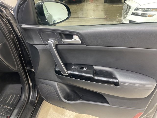Used 2019 Kia Sportage EX w/ EX Premium Package image 26