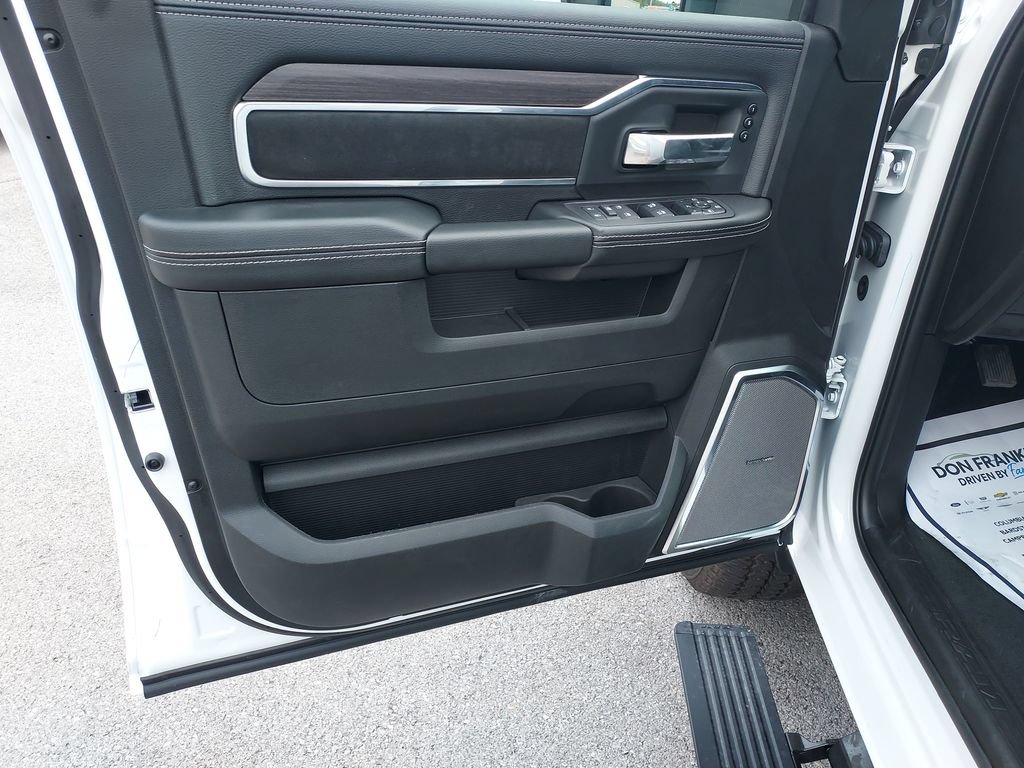 New 2027 RAM 2500 Laramie w/ Night Edition AWD/4WD image 12