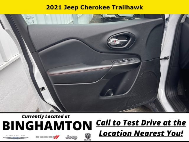 Used 2021 Jeep Cherokee Trailhawk AWD/4WD image 7