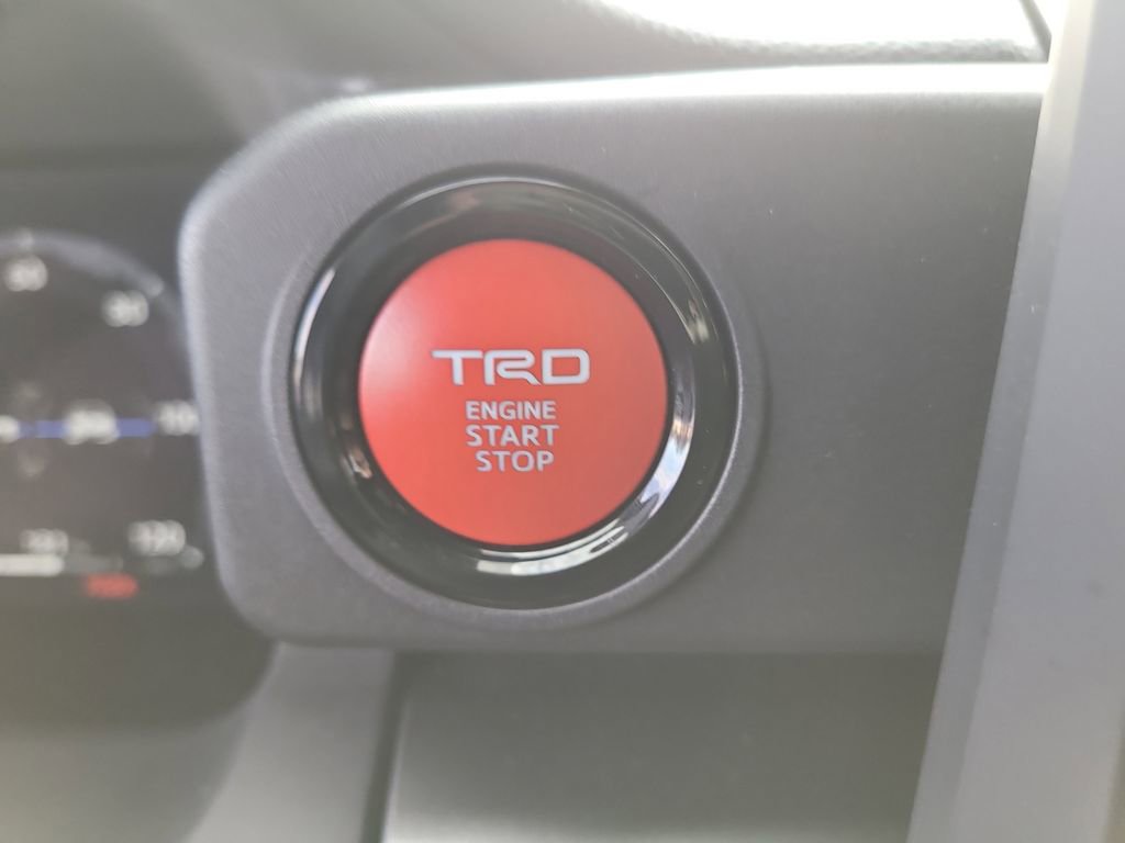 Used 2025 Toyota Tacoma TRD Off-Road image 25