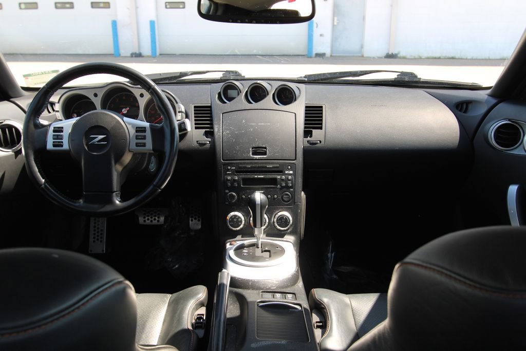 Used 2006 Nissan 350Z Touring image 30