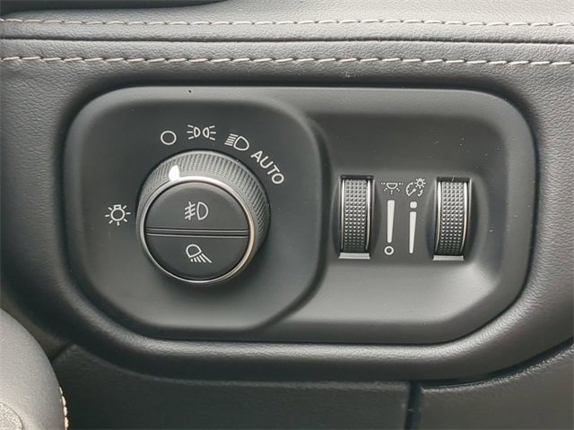 New 2026 RAM 2500 Limited image 30