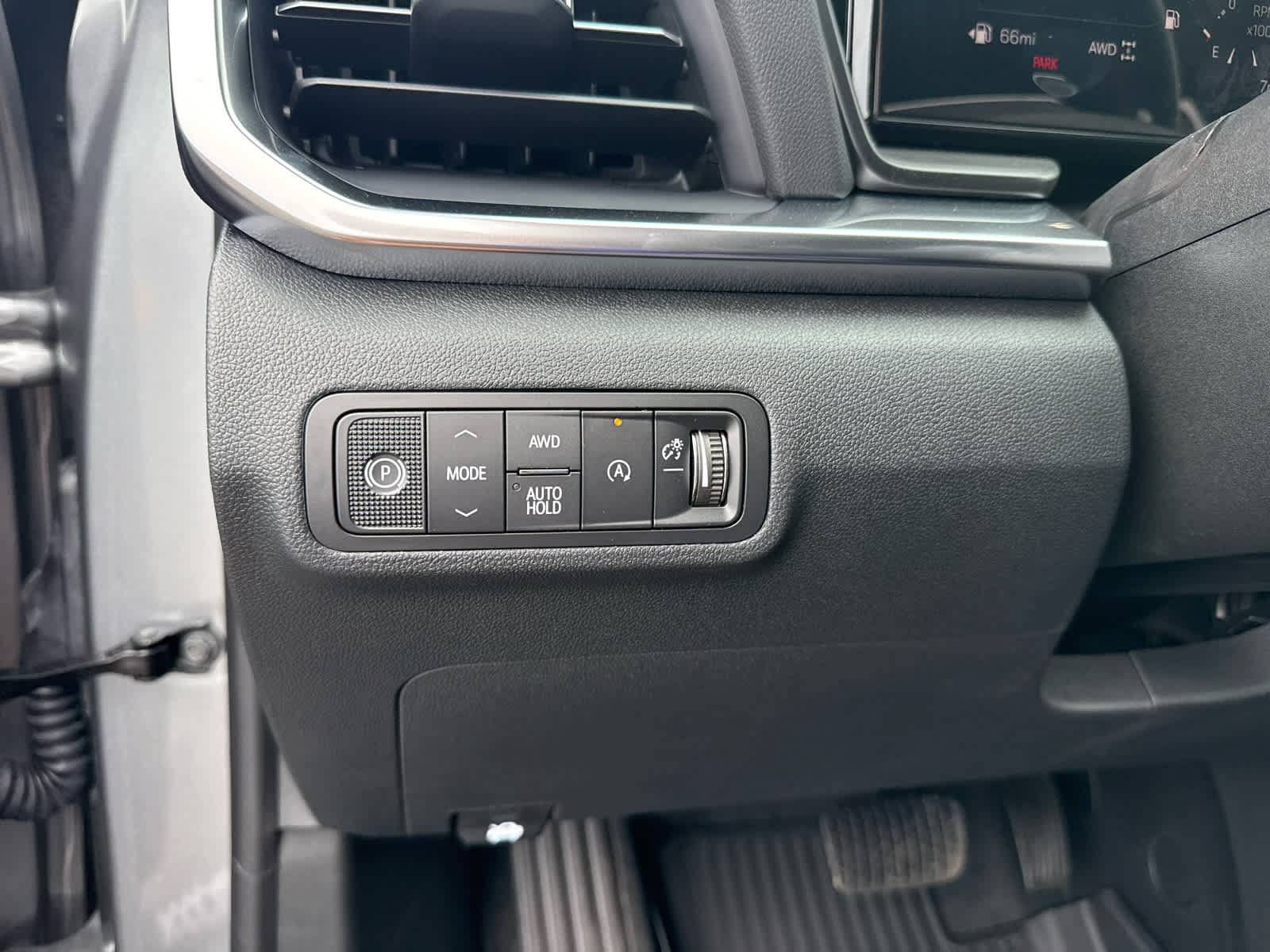 New 2027 GMC Terrain Denali w/ LPO, Floor Liner Package AWD/4WD image 15