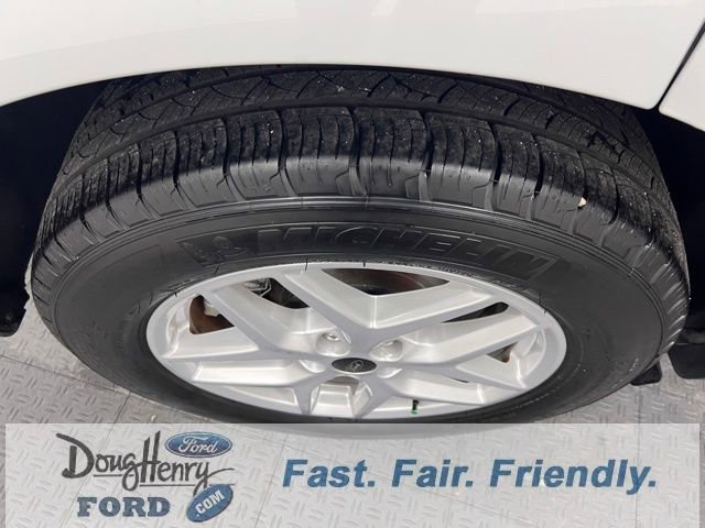 Used 2024 Ford Edge SEL image 14