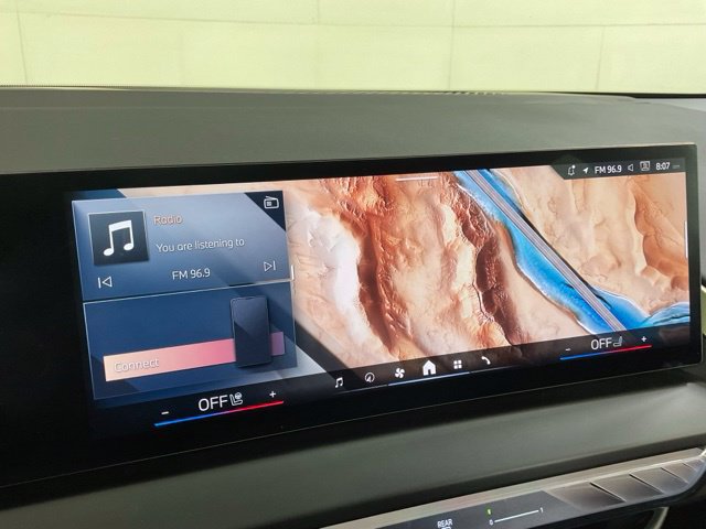 Certified 2025 BMW X3 xDrive30i w/ Premium Package AWD/4WD image 13